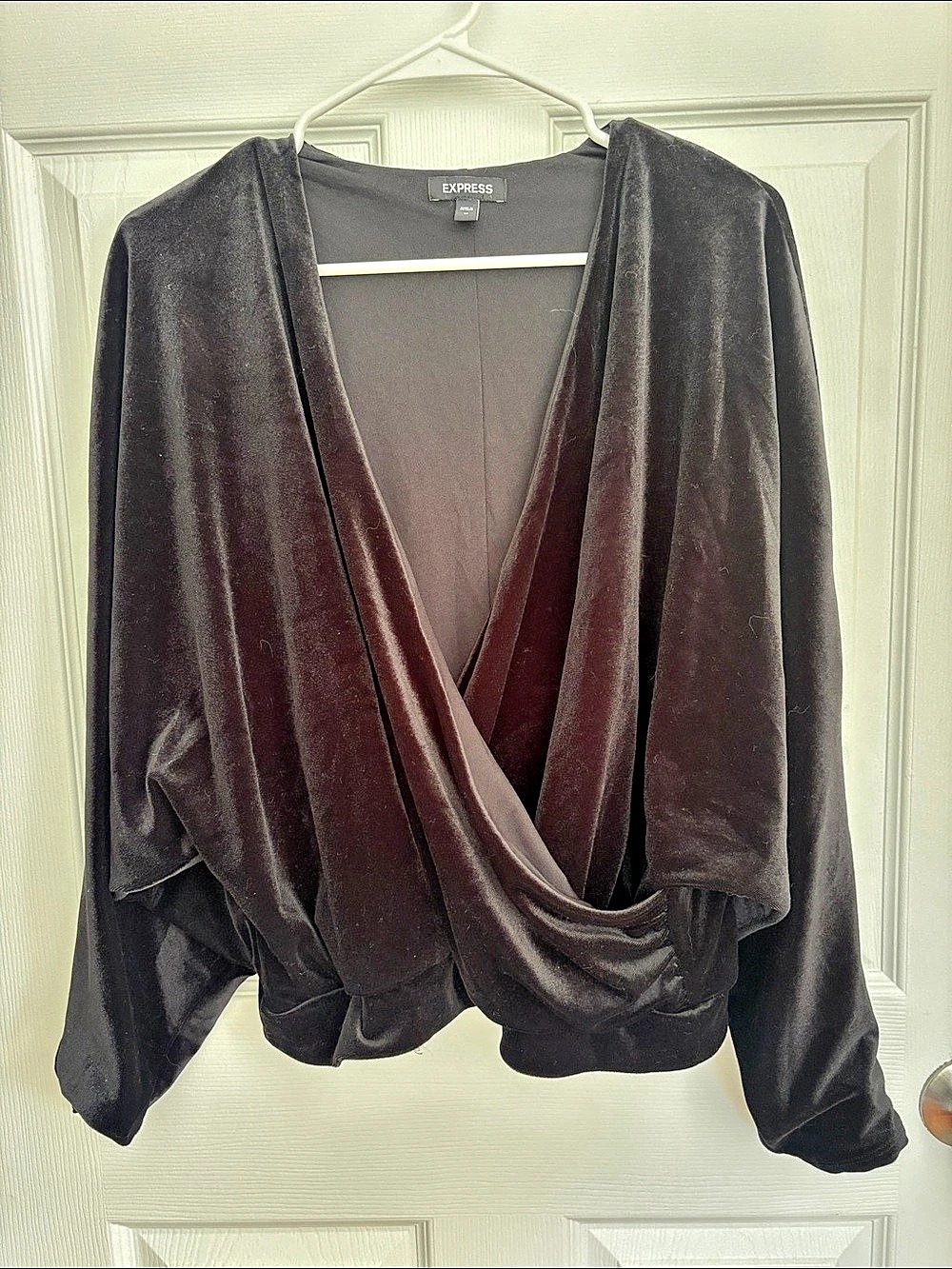 Express Velvet Cropped Wrap Blouse in Black Size Medium Like New